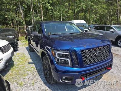 2019 Nissan TITAN SV Crew Cab Short Bed - zdjęcie 4 z 24 - miniatura