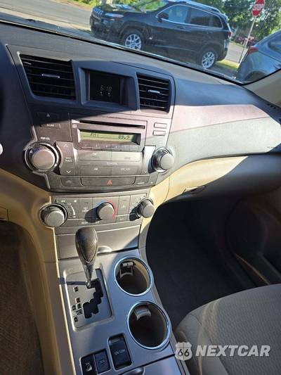 2010 Toyota Highlander - zdjęcie 10 z 27 - miniatura