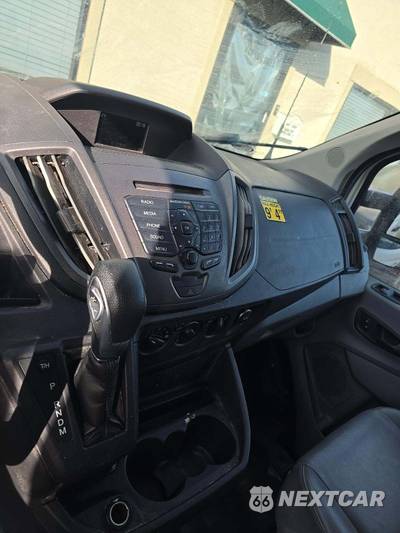 2019 Ford Transit 350 HD Cab Chassis 9950 GVWR DRW - zdjęcie 10 z 20 - miniatura