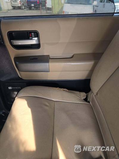 2013 Toyota Sequoia Limited - zdjęcie 23 z 32 - miniatura