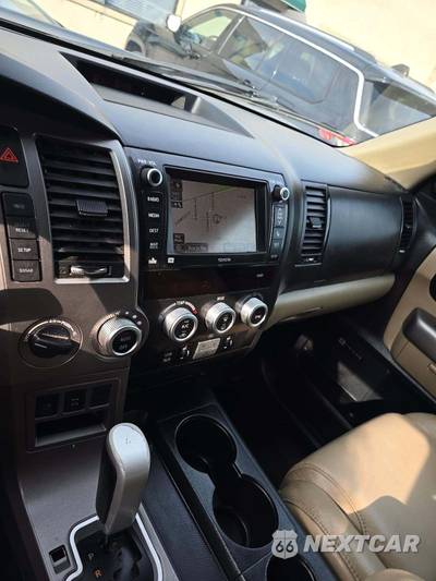 2013 Toyota Sequoia Limited - zdjęcie 10 z 32 - miniatura
