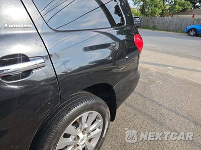 2013 Toyota Sequoia Limited - zdjęcie 27 z 32 - miniatura