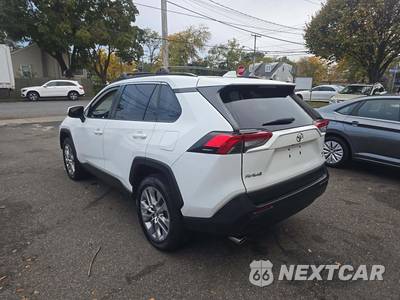 2019 Toyota RAV4 XLE Premium - zdjęcie 2 z 21 - miniatura