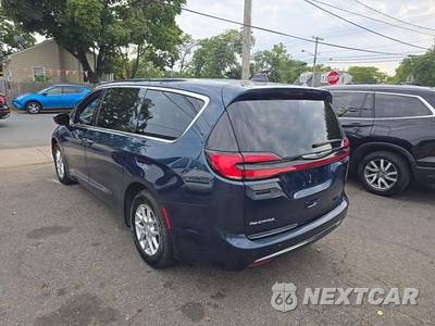 2025 Chrysler Pacifica Select 121.6" WB - zdjęcie 2 z 24 - miniatura
