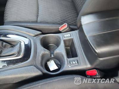 2019 Nissan Rogue SV - zdjęcie 8 z 23 - miniatura
