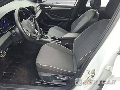 2025 Volkswagen Jetta Sport - zdjęcie 6 z 20 - miniatura