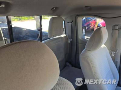 2011 Toyota Tacoma Extended Cab Medium Bed w/Rear Doors - zdjęcie 16 z 25 - miniatura