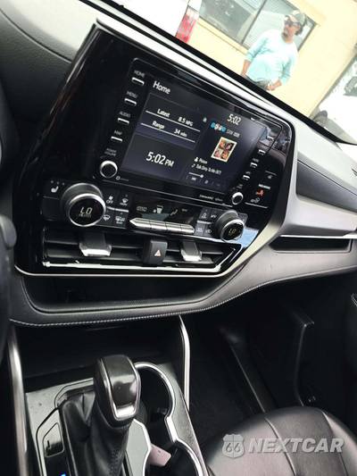 2021 Toyota Highlander XLE - zdjęcie 10 z 23 - miniatura