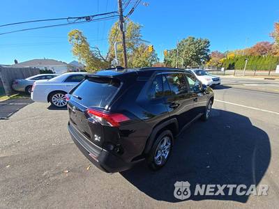 2025 Toyota RAV4 XLE - zdjęcie 3 z 20 - miniatura