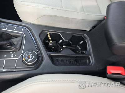 2019 Volkswagen Tiguan SE - zdjęcie 8 z 23 - miniatura