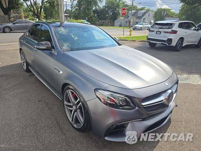 2019 Mercedes-Benz AMG E 63 S 4MATIC Sedan - zdjęcie 4 z 23 - miniatura
