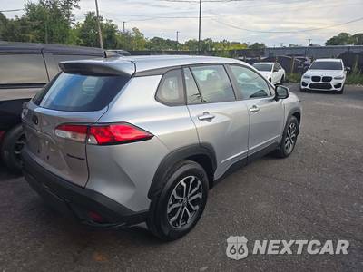 2025 Toyota Corolla Cross Hybrid S - zdjęcie 3 z 21 - miniatura