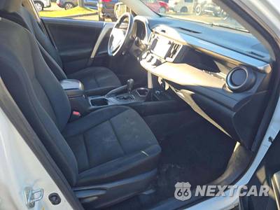 2018 Toyota RAV4 LE - zdjęcie 18 z 23 - miniatura