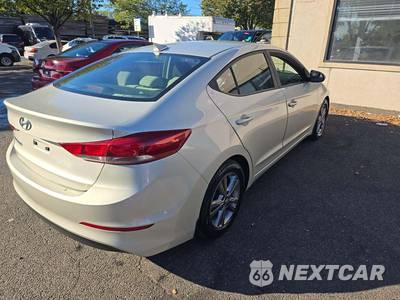 2017 Hyundai Elantra SE Sedan - zdjęcie 3 z 25 - miniatura