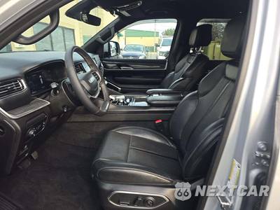 2022 Jeep Wagoneer Series II - zdjęcie 6 z 21 - miniatura
