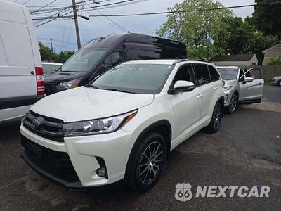 2018 Toyota Highlander SE - zdjęcie 1 z 21 - miniatura