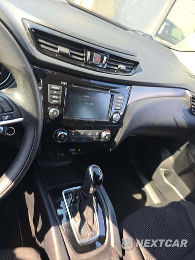 2021 Nissan Rogue Sport S - zdjęcie 10 z 21 - miniatura