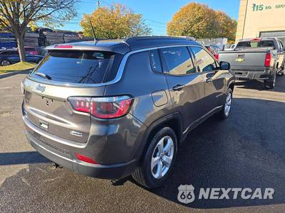2018 Jeep Compass Latitude - zdjęcie 3 z 22 - miniatura