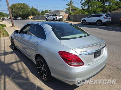 2018 Mercedes-Benz C 300 4MATIC Sedan - zdjęcie 2 z 23 - miniatura