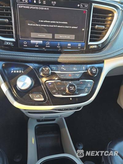 2023 Chrysler Pacifica Hybrid Touring L 121.6" WB - zdjęcie 10 z 25 - miniatura