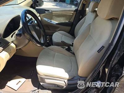 2014 Hyundai Accent GLS Sedan - zdjęcie 6 z 24 - miniatura