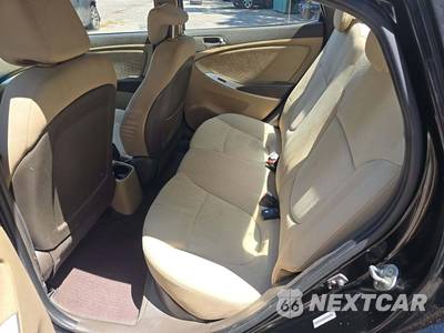2014 Hyundai Accent GLS Sedan - zdjęcie 13 z 24 - miniatura
