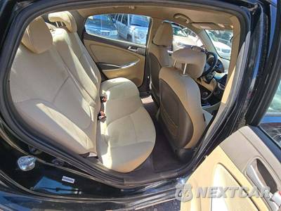 2014 Hyundai Accent GLS Sedan - zdjęcie 16 z 24 - miniatura