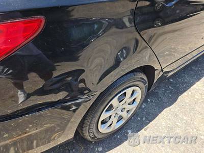 2014 Hyundai Accent GLS Sedan - zdjęcie 24 z 24 - miniatura