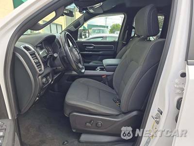 2022 Ram 1500 Big Horn Extended Cab Medium Bed - zdjęcie 6 z 22 - miniatura
