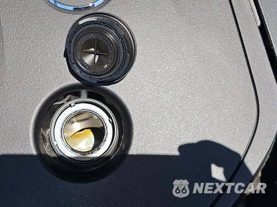 2025 Mercedes-Benz C 300 - zdjęcie 23 z 25 - miniatura