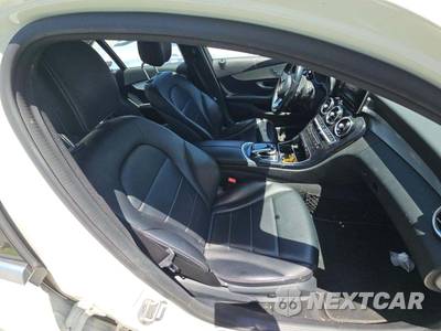 2016 Mercedes-Benz C 300 - zdjęcie 18 z 35 - miniatura