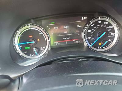 2022 Toyota Highlander Hybrid XLE - zdjęcie 9 z 29 - miniatura