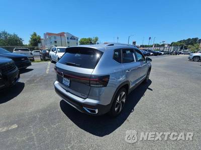 2025 Volkswagen Taos SE - zdjęcie 3 z 20 - miniatura