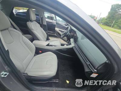 2025 Hyundai Elantra Hybrid Limited - zdjęcie 18 z 21 - miniatura