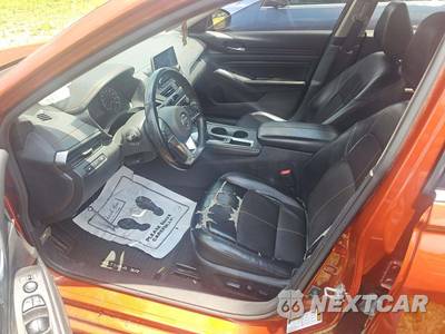 2022 Nissan Altima SR - zdjęcie 6 z 20 - miniatura