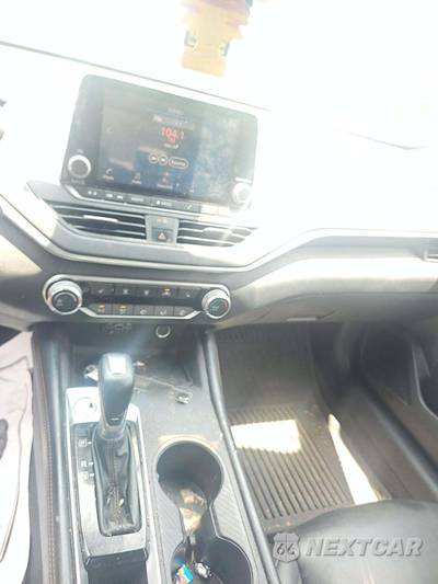 2022 Nissan Altima SR - zdjęcie 10 z 20 - miniatura