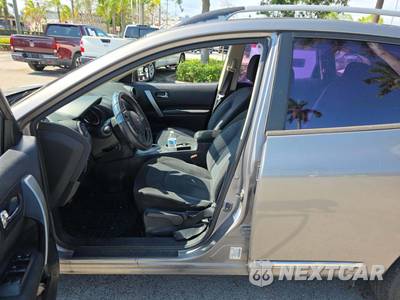 2014 Nissan Rogue Select S - zdjęcie 3 z 17 - miniatura