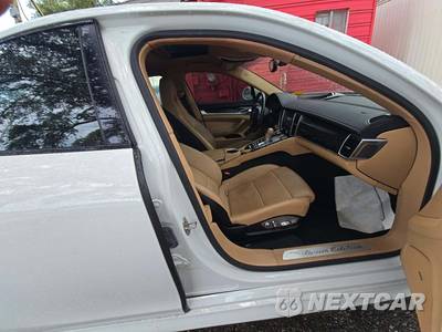 2013 Porsche Panamera 4 Platinum Ed - zdjęcie 18 z 22 - miniatura