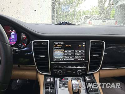 2013 Porsche Panamera 4 Platinum Ed - zdjęcie 10 z 22 - miniatura