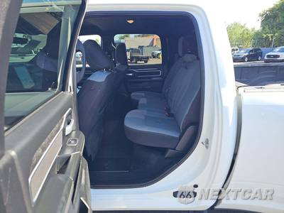 2024 Ram 3500 Big Horn Crew Cab Long Bed DRW - zdjęcie 10 z 37 - miniatura