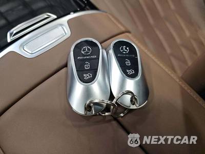 2025 Mercedes-Benz AMG S 63 E - zdjęcie 7 z 26 - miniatura