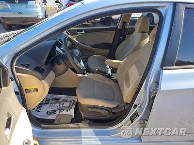2013 Hyundai Accent GLS Sedan - zdjęcie 3 z 52 - miniatura