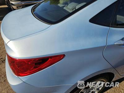 2013 Hyundai Accent GLS Sedan - zdjęcie 38 z 52 - miniatura