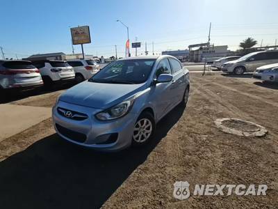 2013 Hyundai Accent GLS Sedan - zdjęcie 1 z 52 - miniatura