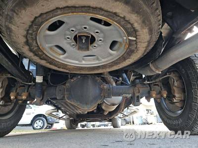 2016 Chevrolet Silverado 2500HD WT Crew Cab Long Bed 1WT - zdjęcie 14 z 45 - miniatura