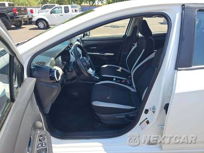 2022 Nissan Versa SV - zdjęcie 3 z 30 - miniatura