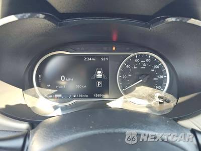2022 Nissan Versa SV - zdjęcie 6 z 30 - miniatura