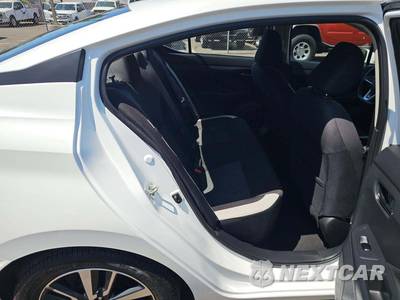 2022 Nissan Versa SV - zdjęcie 13 z 30 - miniatura