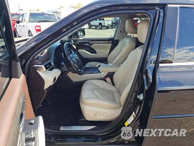 2021 Toyota Highlander Hybrid Platinum - zdjęcie 3 z 38 - miniatura