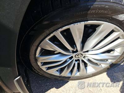 2021 Toyota Highlander Hybrid Platinum - zdjęcie 30 z 38 - miniatura
